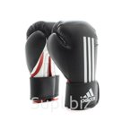 Боксерские перчатки Energy 100 Boxing Glove 10oz цвет черно белый