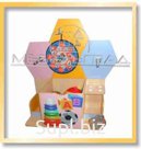 Изготовлена из экологический чистого ЛДСП, класс эмиссии Е1.

Задняя стенка изделия выполнена полностью из ЛДСП. Имеются крючки и хромированная труба для обруч…