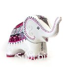 Слон розовый точечный